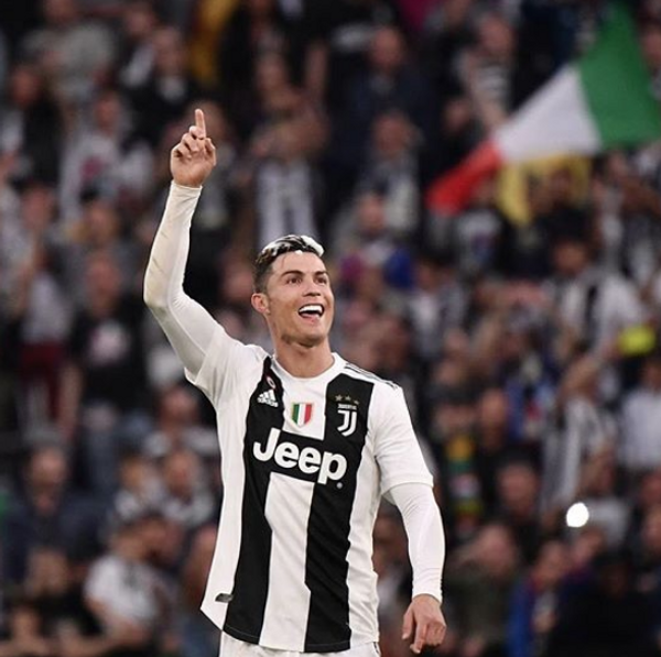 Müslüman olmadığı halde Cristiano Ronaldo rekor bağışı bakın nereye yaptı? - Sayfa 4