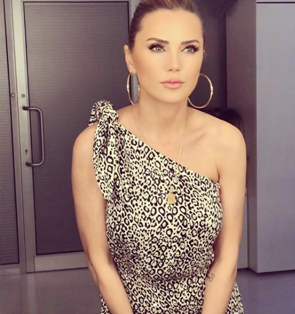 Ece Erken Ve Deniz Seki sosyal medyada fena kapıştı! Birbirlerine sert sözler! - Sayfa 1