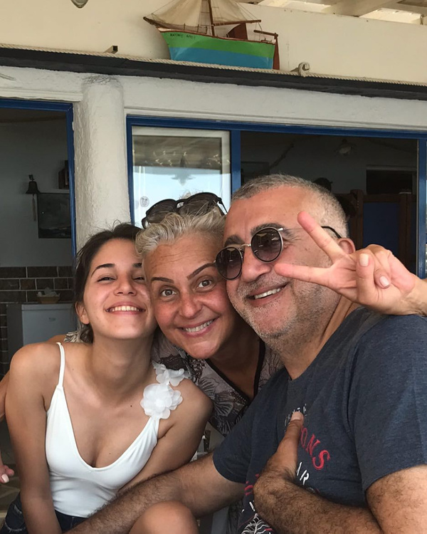 Ferhunde Hanımlar'ın yıldızı İpek Çeken'den olay itiraf: Çırılçıplak soyunurum - Sayfa 3