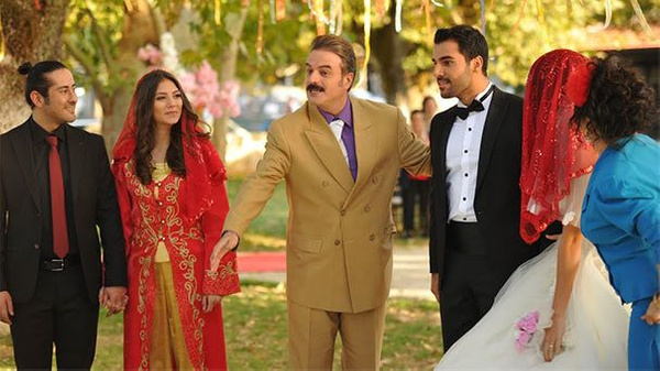 'Kalk Gidelim' dizi setinde skandal olay! Sette bıçaklı kavga çıktı - Sayfa 4