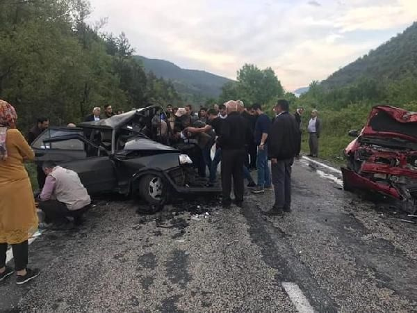 Karabük'te feci kaza 2 otomobil çarpıştı: 1 ölü, 4 yaralı - Sayfa 3