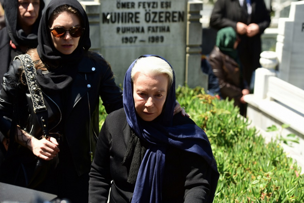 İstanbullu Gelin'de beklenmeyen ölüm! Garip'in vedası yürekleri burktu - Sayfa 3