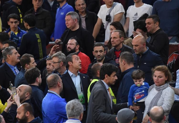 Ali Koç araya girdi Ergin Ataman'la Fenerbahçeliler kapıştı - Sayfa 4