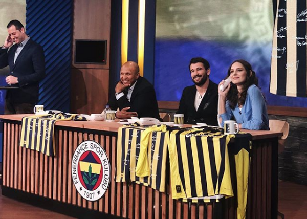 Yeni Gelin yıldızı Jessica May'in İstiklal Marşı'na olay tepkisi - Sayfa 4