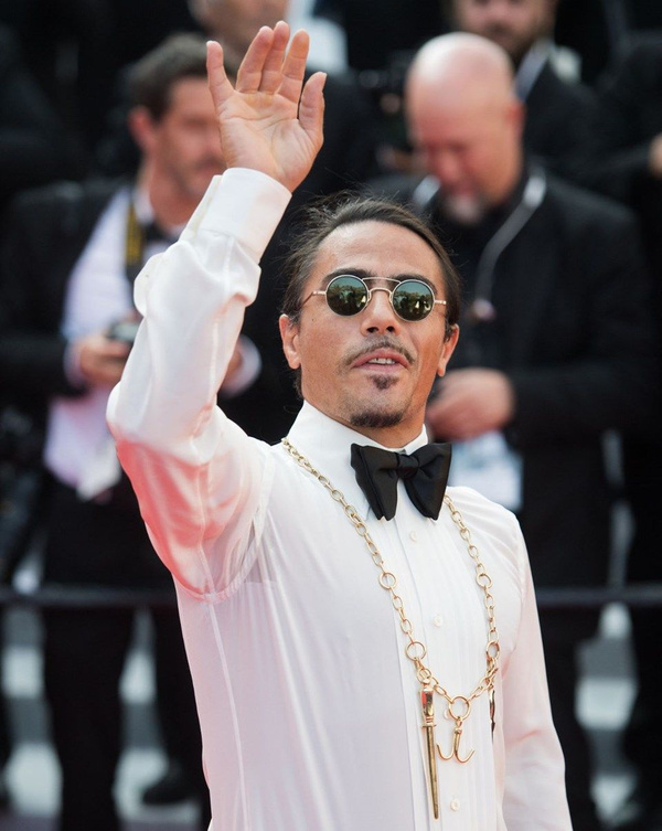 Kolye ve ayakkabısı olaydı Nusret'in Cannes Film Festivali'ndeki haline bakın - Sayfa 3