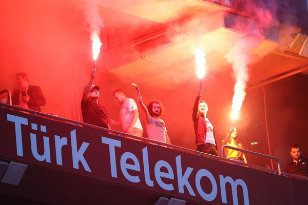 Galatasaray'ın şampiyonluk kutlamasına katılmayan üç isim - Sayfa 1