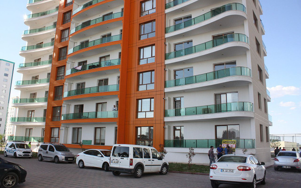 Diyarbakır'da bir polis, kadın meslektaşını öldürdü - Sayfa 3