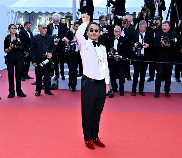Cannes Film Festivali'nde ödül alan ilk kasap! Nusret'ten tarihi başarı - Sayfa 1