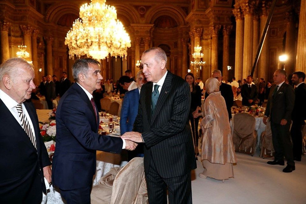 Cumhurbaşkanı Erdoğan sanatçı ve sporcularla bir araya geldi - Sayfa 2