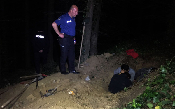 Kaçak define avcısı yakalandığı anda öyle bir şey yaptı ki Polis şaşkına döndü - Sayfa 2