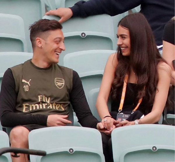 Amine Gülşe harekete geçti! Mesut Özil ile evlenir evlenmez yaptı - Sayfa 3