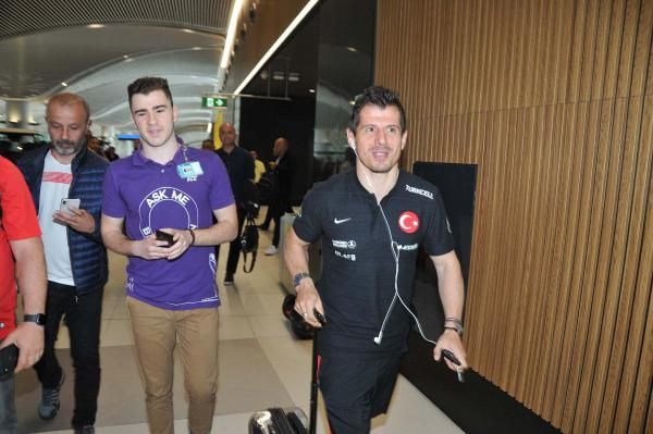 Emre Belözoğlu'ndan kendisine fırça uzatıp özür dileyen kişi için ilk yorum - Sayfa 4