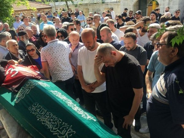 Babasının vefatının ardından ilk konserini veren Ceza'dan duygusal paylaşım - Sayfa 2