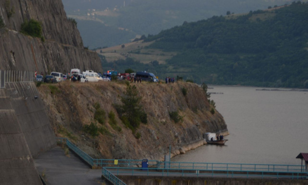 Samsun'da bir kişi otomobilini baraj gölüne sürdü - Sayfa 5