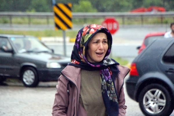 Bolu'da D-100'ün Ankara yönü selden dolayı trafiğe kapandı - Sayfa 1