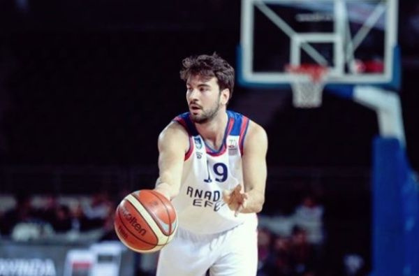 Eda Ece basketbolcu sevgilisi Buğrahan Tuncer ile yakalanınca bakın ne yaptı - Sayfa 3