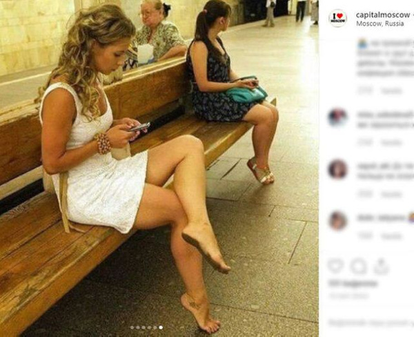Rusya'da herkes metroya yalın ayak binmeye başladı! Sebebi ise... - Sayfa 1