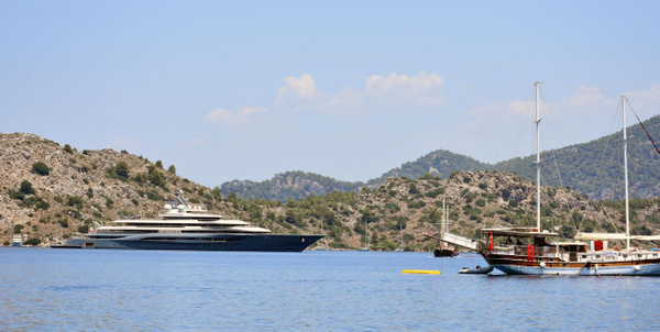 Amazon'un kurucusu Bezos'un tatil yaptığı yat Marmaris'te demirledi - Sayfa 2