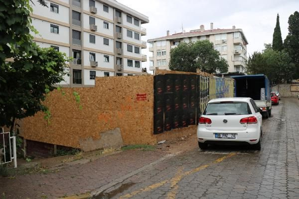 Kadıköy'de inşaat kazısı sırasında bulundu inşaatta çalışmalar durduruldu - Sayfa 1