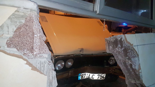 Antalya'da ustasının arabasını kaçıran çocukların sonu kötü bitti! - Sayfa 3