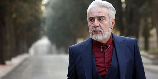 Usta oyuncu Uğur Yücel'den müjdeli haber! 26 yıl sonra tekrar sahneye dönüyor - Sayfa 1