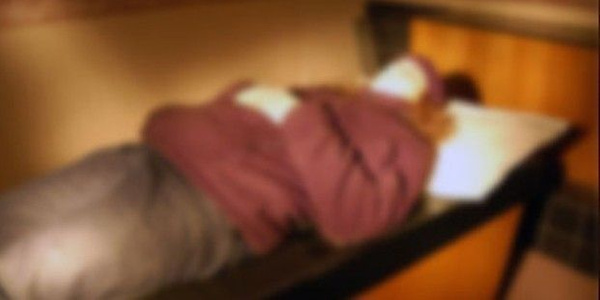 Annesinin cesediyle 3 yıl yaşadı! Çocuğuna travma yaşattı - Sayfa 4