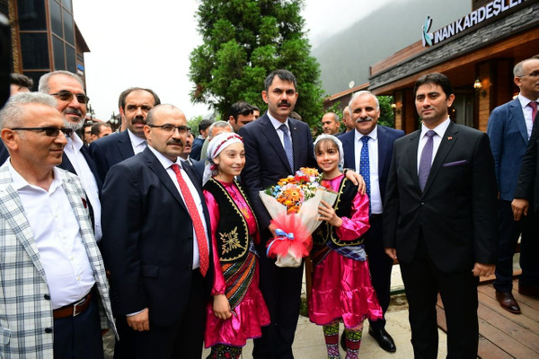 Bakan Murat Kurum açıkladı: “Tıpkı Ayder gibi Uzungöl de dönüşecek" - Sayfa 3