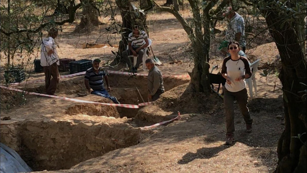 Bursa İznik'te pişmiş topraktan mezar ortaya çıktı - Sayfa 1