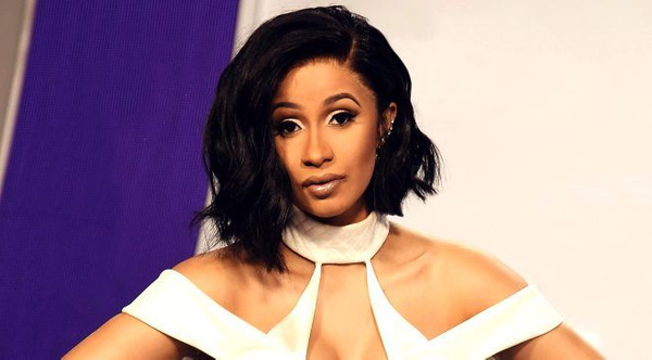 Çıplak videosunu yayınlamıştı! Cardi B'nin makyajsız hali olay! - Sayfa 1