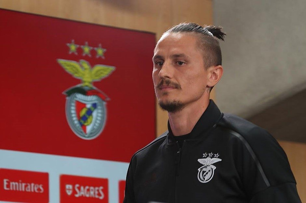 Fener ağırdan aldı Galatasaray Ljubomir Fejsa'yla anlaştı - Sayfa 1