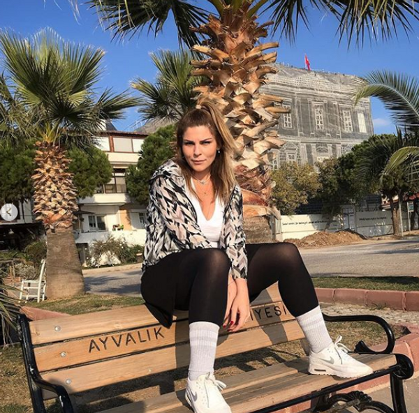 Ünlü oyuncu Pelin Öztekin müjdeli haberi verdi - Sayfa 1