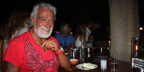 75’lik Fedon'un ben 40 yaşındayken neredeydiniz esprisi kahkahalara boğdu - Sayfa 2