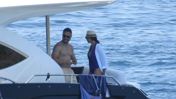 Kerem Bursin, Amerikalı arkadaşı Mat Macgorry ile tatilde - Sayfa 3