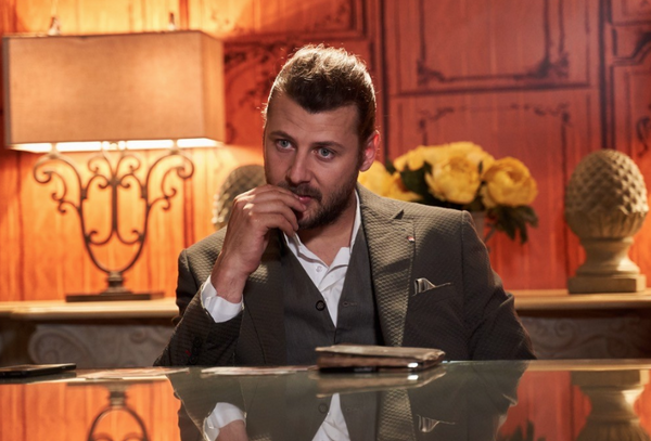 TRT 1'in Vuslat dizisinde flaş gelişme! Setten apar topar ayrılma kararı aldılar - Sayfa 4