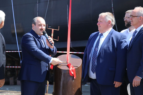 "Ocean Choise International" firması için inşa edilen "Calvert" isimli yüzen fabrika denize indi - Sayfa 1