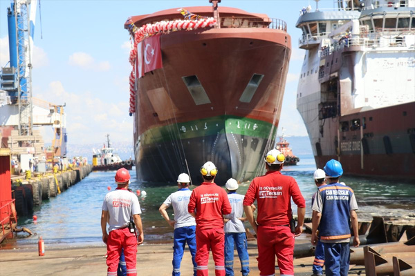 "Ocean Choise International" firması için inşa edilen "Calvert" isimli yüzen fabrika denize indi - Sayfa 2