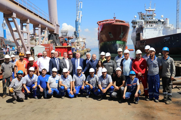 "Ocean Choise International" firması için inşa edilen "Calvert" isimli yüzen fabrika denize indi - Sayfa 3