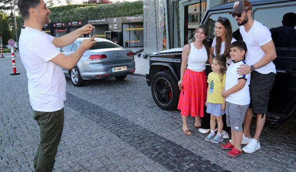 Alişan valeden para üstü beklerken espriyi patlattı! Murat Boz'a olay gönderme - Sayfa 3