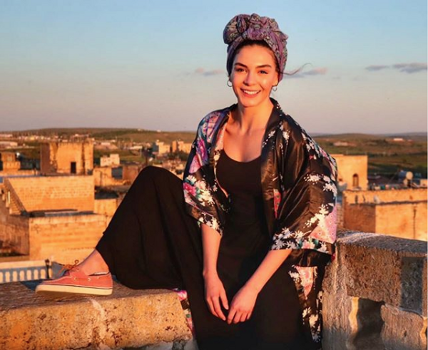 Sette Hercai'nin yıldızı Ebru Şahin krizi! Bir anda ortalık karıştı - Sayfa 11