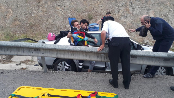 Manisa'da aynı bölgede iki ayrı kaza: 7 yaralı - Sayfa 4
