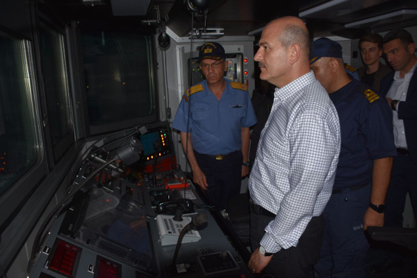 Bakan Soylu, TCS Dost Gemisiyle gece seyrine çıktı - Sayfa 4