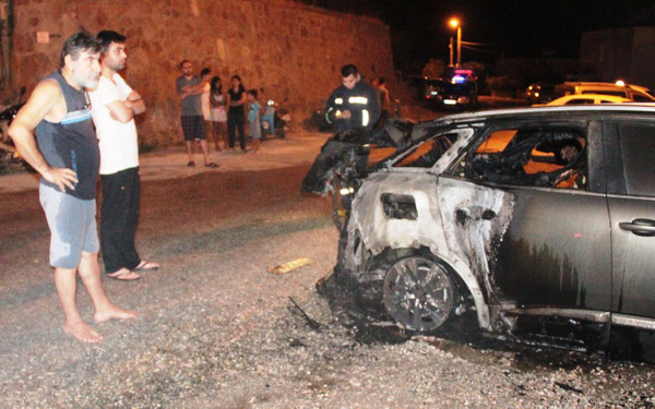 Bodrum'da lüks cipi yakıt deposundan havlu tutuşturup kundakladılar - Sayfa 4
