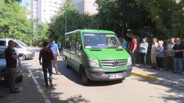 Eşinin öldürdüğü Özlem ve babası son yolculuklarına uğurlandı! - Sayfa 2