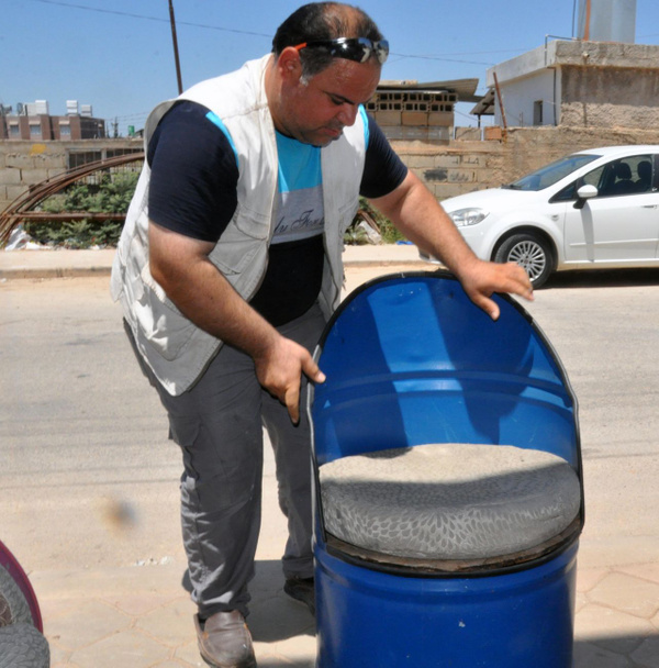 Suriyeli adam tanesini 800 TL'den satıyor! Hatay'da boş varillerle bakın neler yapıyor - Sayfa 4