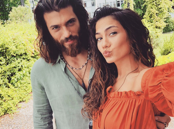 Erkenci Kuş bitti Can Yaman'ın partneri Demet Özdemir'in ilk işi bu oldu - Sayfa 1