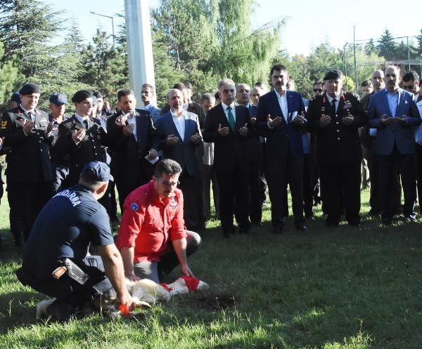 Bakan Murat Kurum askerlerle bayram kahvaltısı yaptı - Sayfa 2