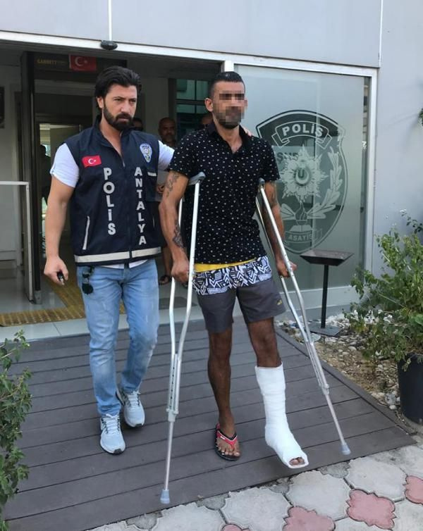 El ele iki sevgili böyle hırsızlığa gitti! Özel ekip yakaladı - Sayfa 4