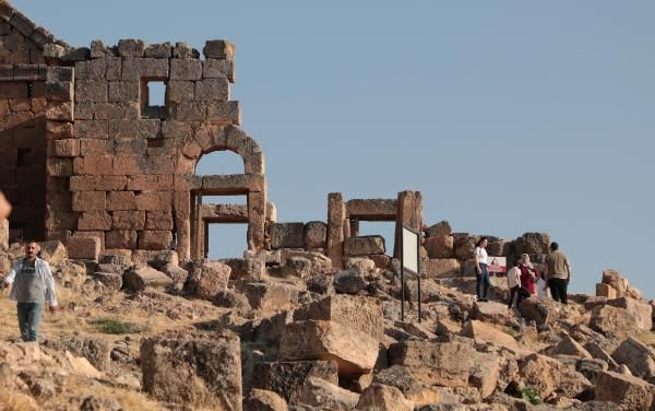 Roma'nın doğudaki son kalesi Zerzevan! Sadece erkeklerin katıldığı Mithras dininden izler taşıyor - Sayfa 2