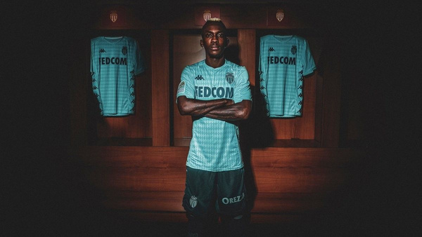 Henry Oynekuru Monaco'da - Sayfa 3