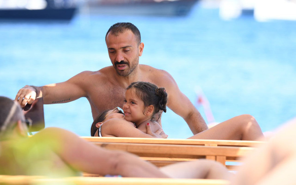 Demet Akalın bayram tatilini ailesiyle Bodrum'da geçiriyor! - Sayfa 3